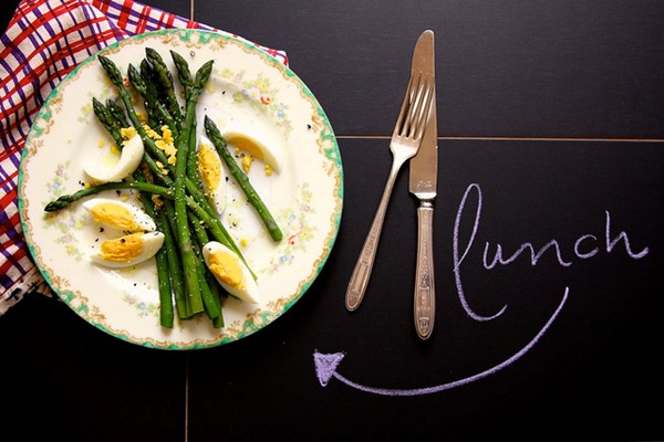 Simple asparagus lunch
