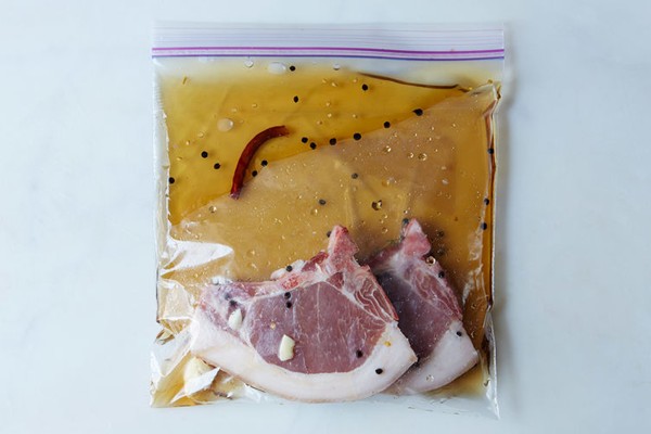 Simple brine for pork chops