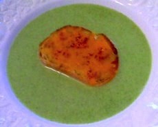 Simple broccoli soup with “easy” cheddar croûtons