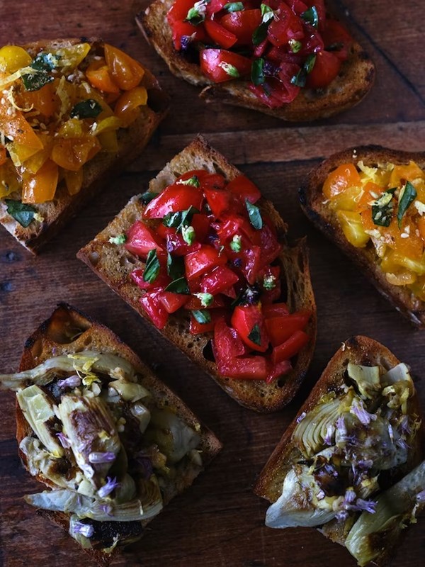 Simple bruschetta