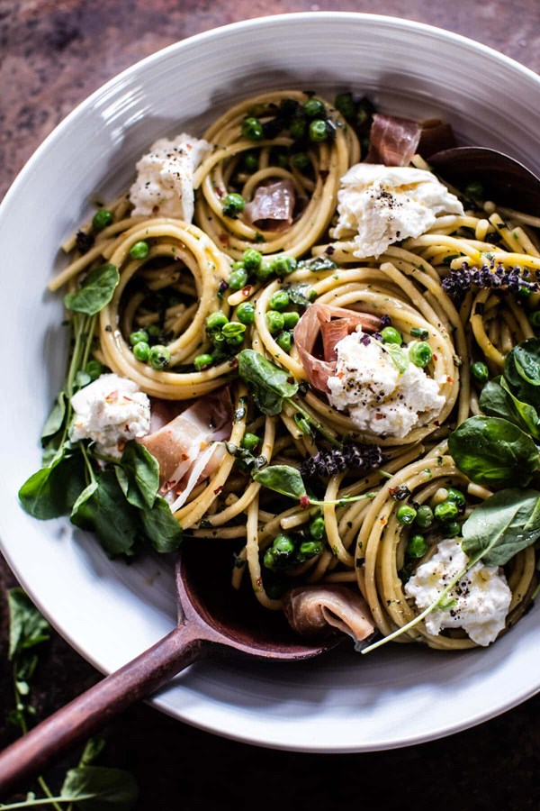 Simple buttery spring pea and burrata pasta with prosciutto