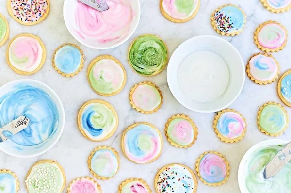 Simple cookie glaze