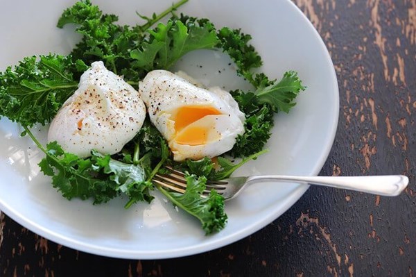 Simple foolproof poached eggs