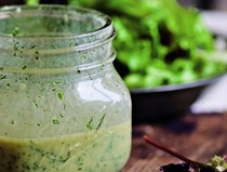 Simple green salad with buttermilk herb dressing