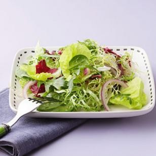 Simple green salad with citronette