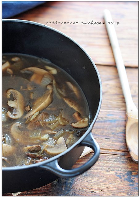 Simple mushroom soup