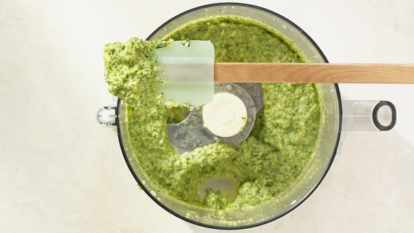 Simple pesto