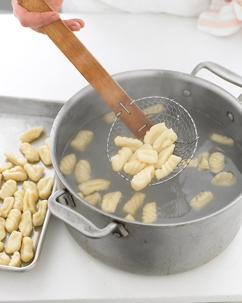 Simple potato gnocchi