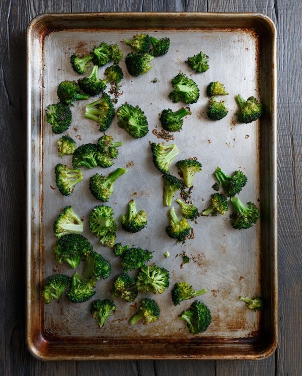 Simple roasted broccoli