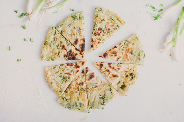 Simple scallion pancakes