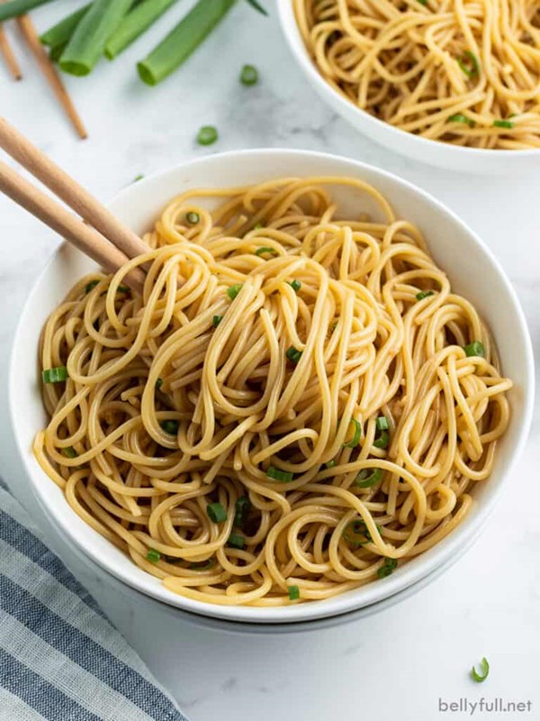 Simple sesame noodles