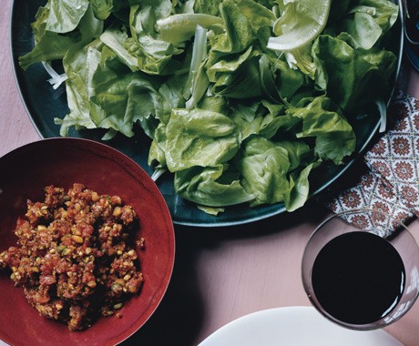 Simple spring green salad