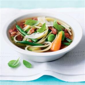 Simple summer minestrone soup
