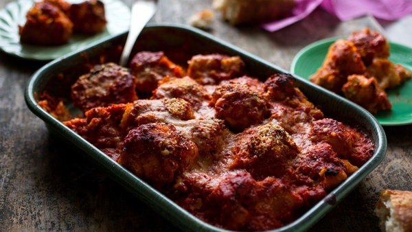 Simple tomato sauce