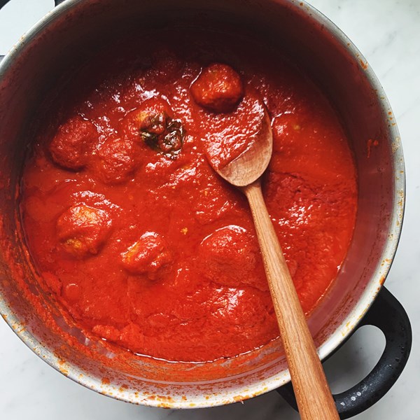 Simple tomato sauce