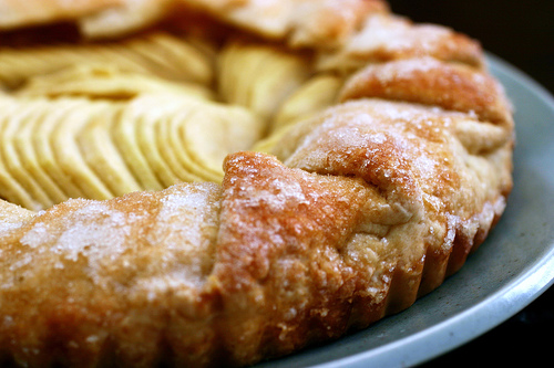 Simplest apple tart