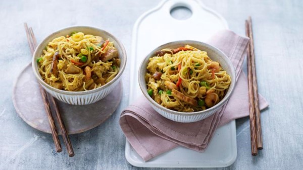 Singapore noodles [stir-fry]