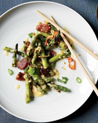 Singaporean sautéed asparagus with ginger