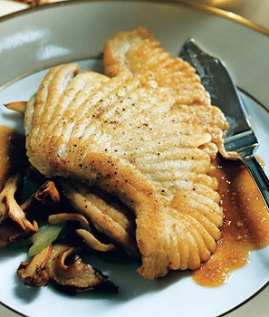 Skate with wild mushrooms in pearl sauce