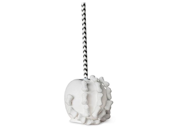 Skeleton candy apples