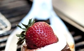 Skewered strawberry & marshmallow s'mores