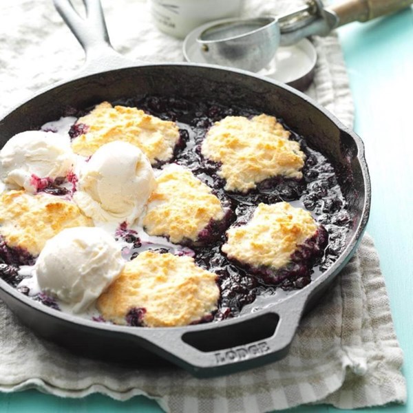 Skillet blueberry slump