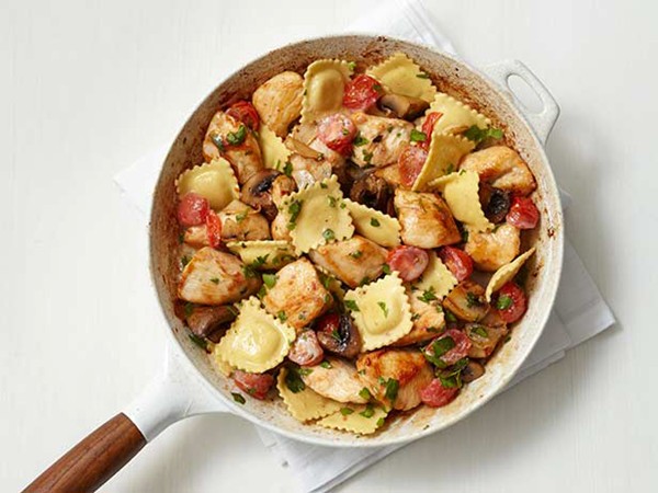 Skillet chicken and ravioli