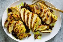 Skillet chicken with turmeric and orange