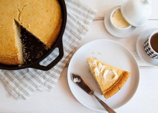 Skillet cornbread