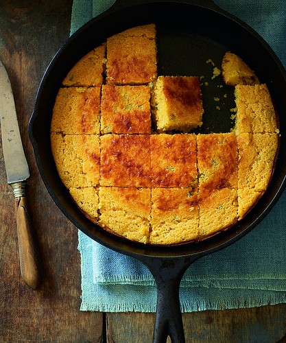 Skillet cornbread