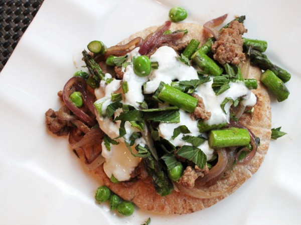 Skillet ground lamb with asparagus, peas, and tzatziki sauce