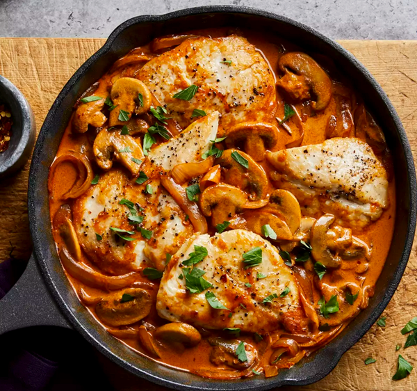 Skillet paprikash with mushrooms & onions