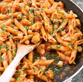 Skillet penne with chickpeas and cauliflower