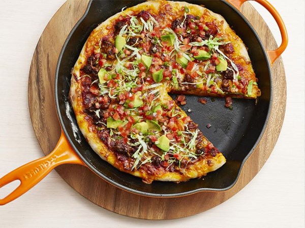 Skillet taco pizza