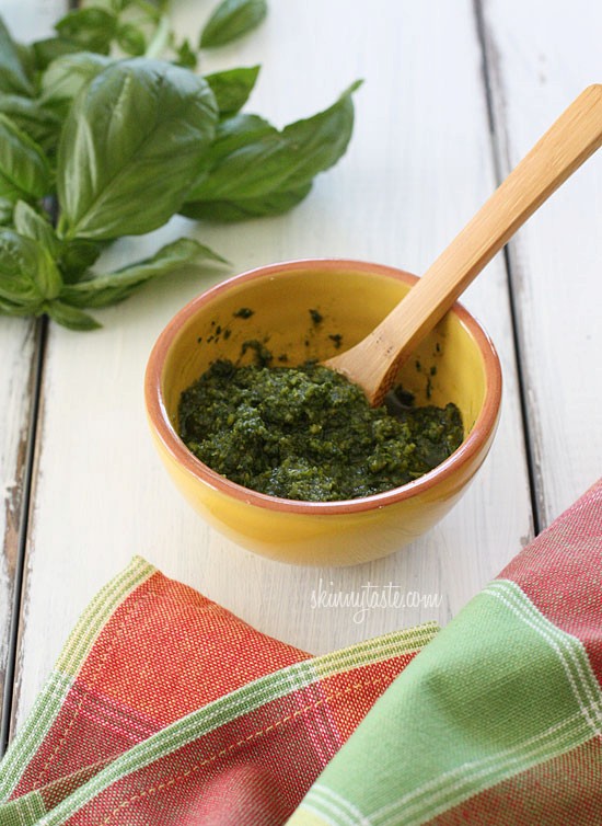 Skinny basil pesto