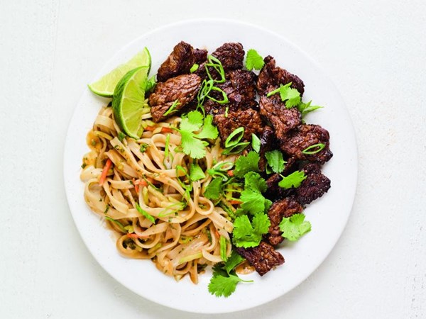  Skirt steak with peanut noodles