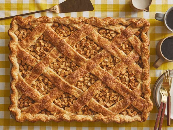 Slab apple pie