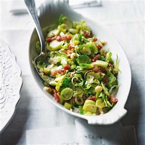 Sliced Brussels sprouts with bacon, leek and caraway