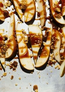 Sliced pears w/ salted caramel + crumbles