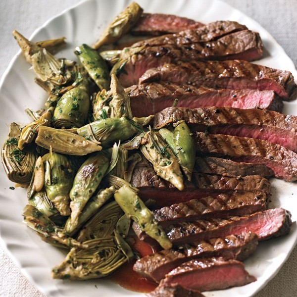 Sliced steak with garlic-sautéed artichokes (Tagliata di manzo con carciofi)
