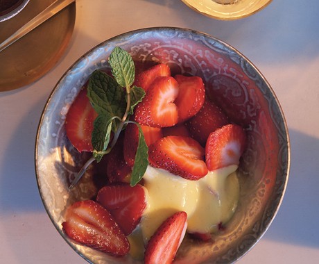 Sliced strawberries with Grand Marnier zabaglione