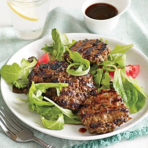 Slider patties with pomegranate molasses