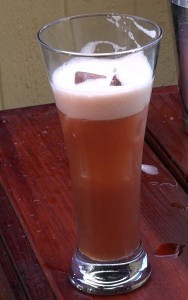 Sloe gin fizz