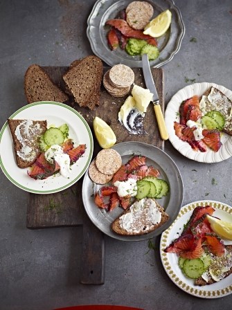 Sloe gin gravlax