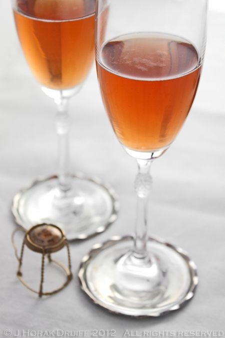 Sloe lovin' cocktails