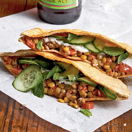Sloppy lentils in pita