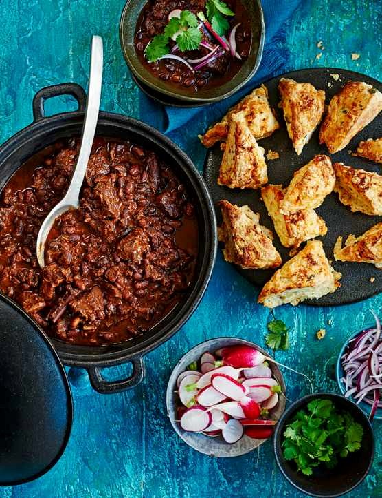 Slow and low rich beef chilli with jalapeño cheddar scones