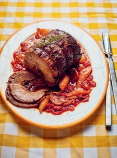 Slow-braised beef and rosemary one-pot