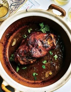 Slow braised ham hock in yellow bean sauce, white pepper & five-spice