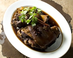 Slow-braised pork hocks
